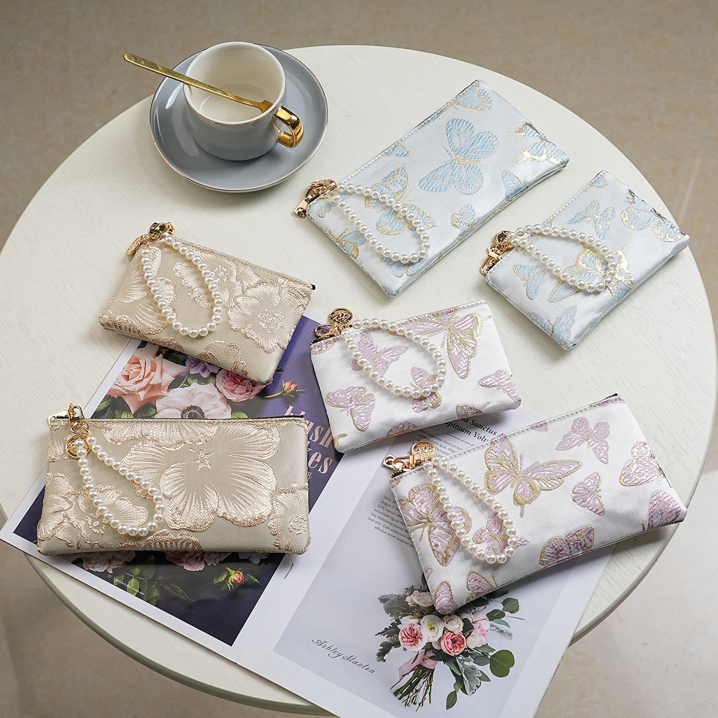 Women's Long Wallet 2025 New Chinese Style Embroidery Pearl Top Handle Zipper Card Holder Coin Purse Phone Organizer