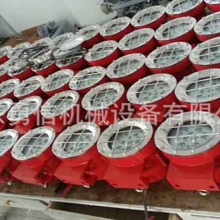 Railway crossing signal aluminum alloy low three-display lighting automatic alarm signal lamp column electric signal