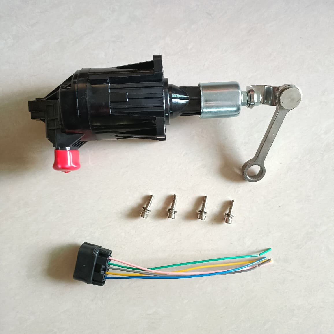 Applicable to Civic Accord turbocharger actuator motor. Turbine electronic pressure relief valve 18900-6A0-003