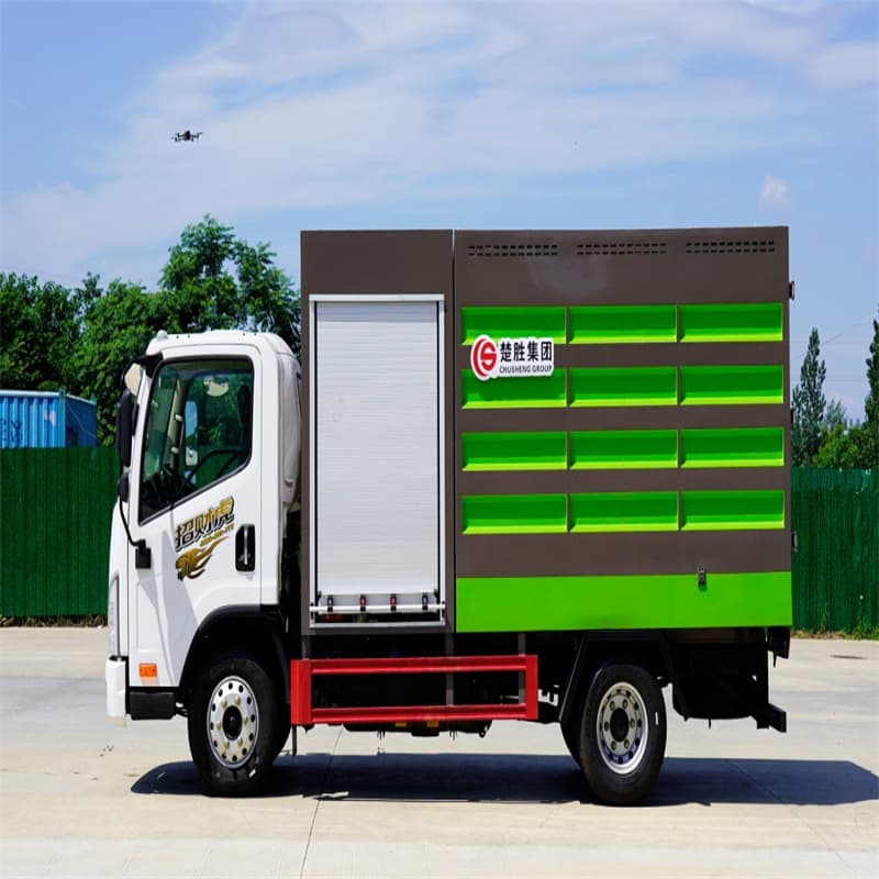 Large Branch Shredding Truck - Efficient Processing of Branches, Trunks, and Other Wood Materials for Export, Installment Payment Available