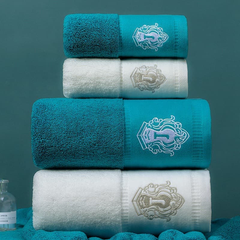 High-end five-star hotel towel sets, white embroidered thick pure cotton bath towels, soft and comfortable