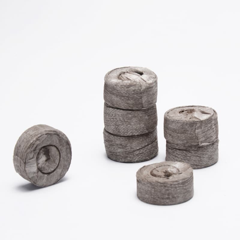 Special offer premium non-woven fabric compressed seedling blocks, suitable for cuttings, sowing, flowering plants, vegetables, and coconut coir substrate blocks.