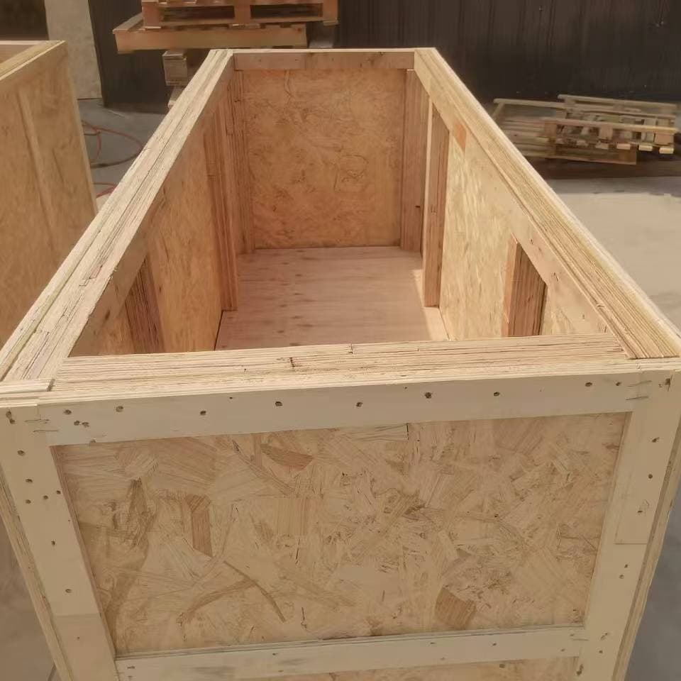Fumigation-Free Packaging Box Made of OSB Material, Sturdy and Durable for Various Goods Packaging and Transport, Factory Direct Supply