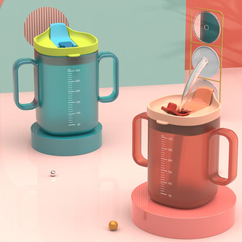 HeGuo children's sippy cup, milk cup, baby sippy cup with graduations, dual-purpose baby cup with duckbill and straw.