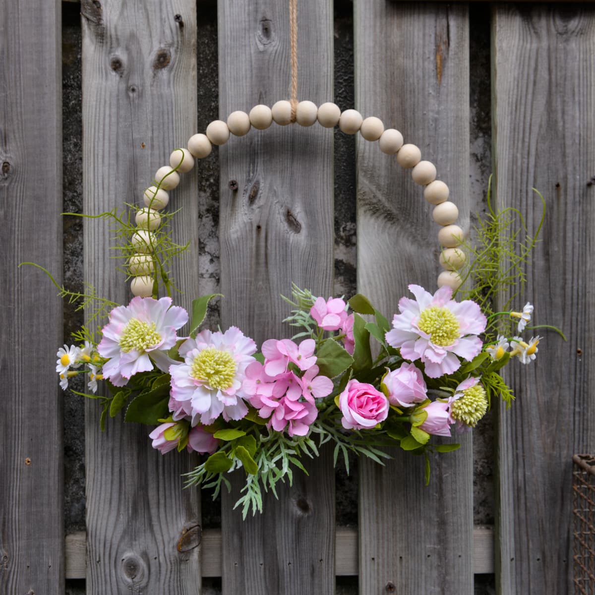 Spring and Summer Artificial Flower Wreath with Wooden Beads, Home Front Door Wall Hanging Decoration for Wedding and Holiday