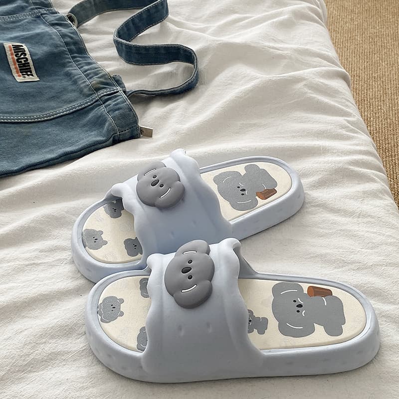 Cloud-Like Slippers for Women 2026 New Home Indoor Bathroom Non-Slip Thick Sole Couple Sandals Wholesale