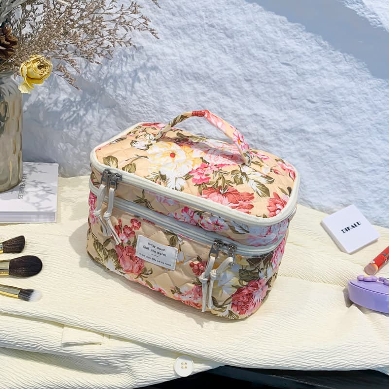 New Floral Makeup Bag Large Capacity Premium Cosmetic Storage Bag Portable Travel Toiletry Bag Clutch