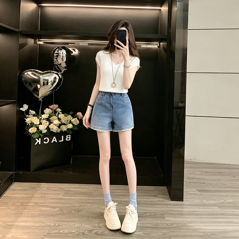 Sweet Spicy Fashion Set Women Summer Pure Desire Short White Hollow Knit Top Age-Defying Street Denim Shorts Two-Piece Set