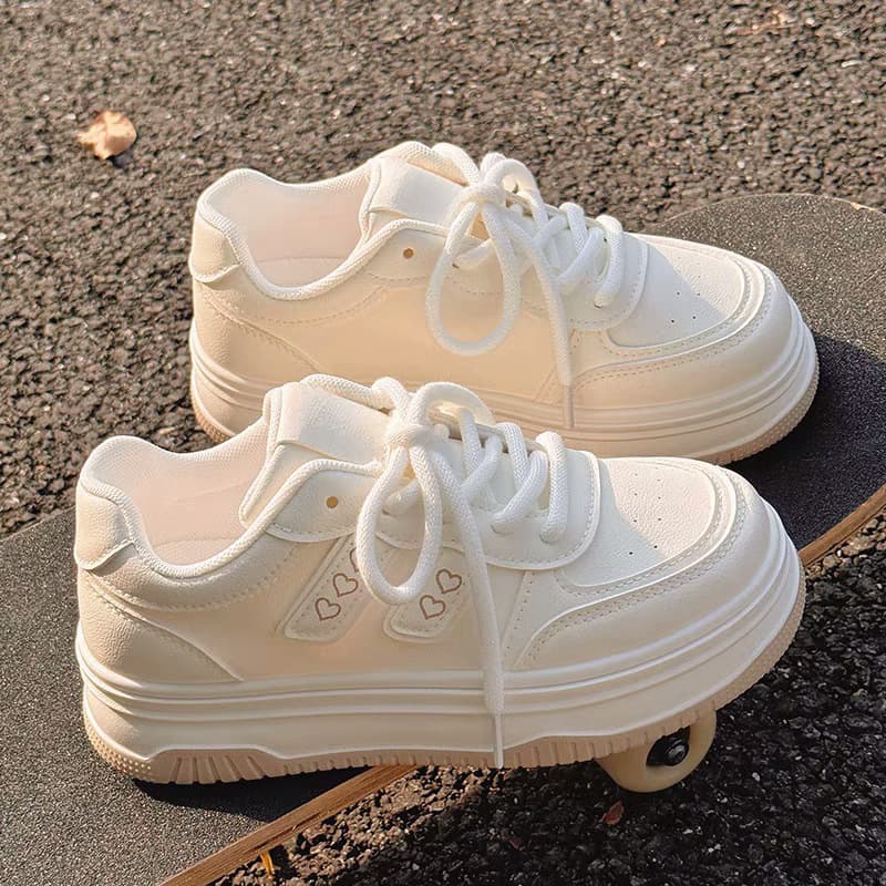 Chunqiu Versatile White Sneakers Women 2026 New Summer Autumn Non-Tiring Women's Board Shoes Niche Trendy Thick-Soled Sports Shoes