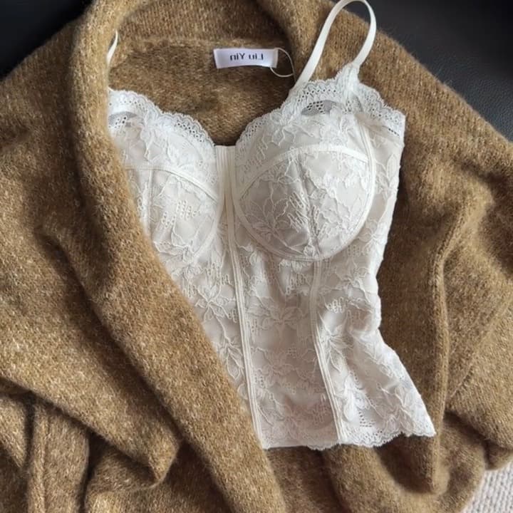 Brushed Fleece Lined Lace Camisole for Women with Pads, Slimming Hot Girl Base Layer, Heated Outerwear Autumn/Winter Back Beauty