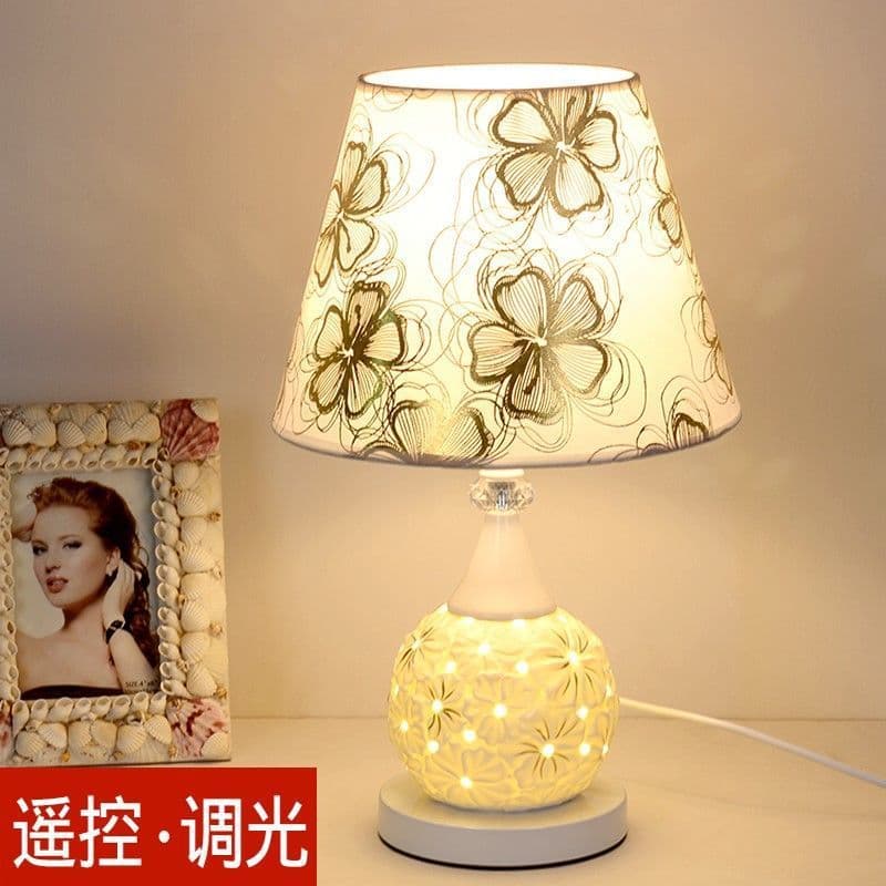 New European-style Light Luxury Premium Home Desk Lamp, Bedside Nightstand Lamp for Wedding, Long-burning Moon Night Light