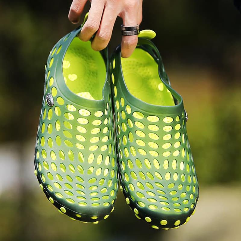 Unisex Casual Breathable Waterproof Sandals Comfortable Wear-Resistant River Trekking Shoes for Summer Beach Walking And Floating