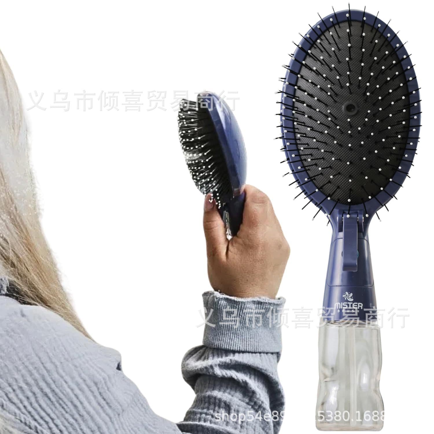 Multi-functional Spray Cushion Brush All-in-One + Mister - 2-in-1 - Smoothing Brush Spray Comb