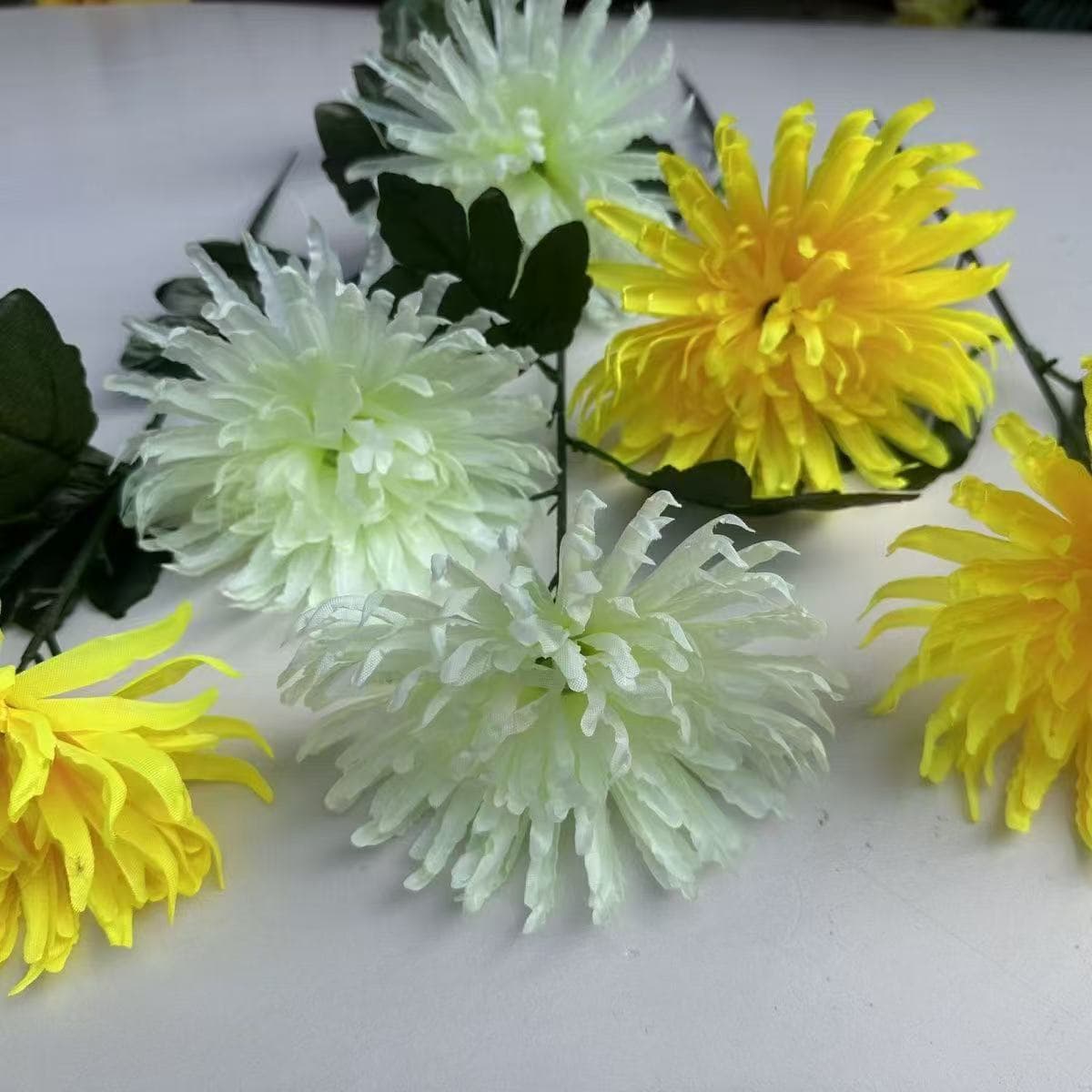 (60% repurchase rate) Simulation chrysanthemum, single flower, 14 cm in diameter, stem height 40 cm.