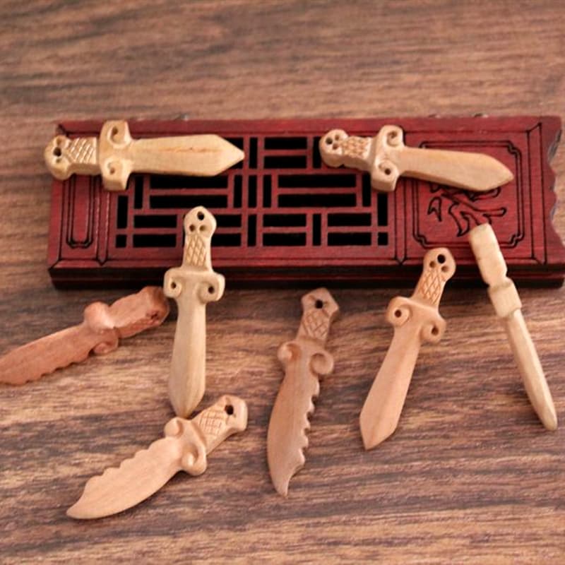 Creative peach wood sword axe wood carving hanging ornament children baby student hand-woven DIY pin pendant accessory medium knife