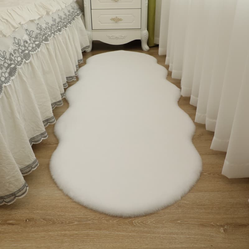 Manufacturer rabbit fur cartoon living room carpet sofa bay window bedside special-shaped floor mat children's room desk imitation rabbit fur carpet
