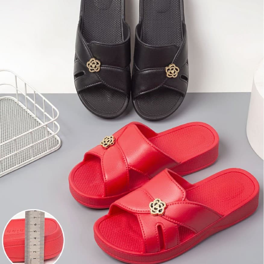 26-Fulaibao-Wholesale Four Women's Red and Black Home Thick Sole Slippers Outdoor Indoor Mid Heel Women's Slippers