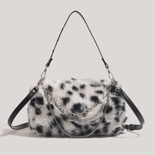 2026 Autumn/Winter New Leopard Print Faux Fur Chain Baguette Bag Casual Soft Shoulder Crossbody Small Bag