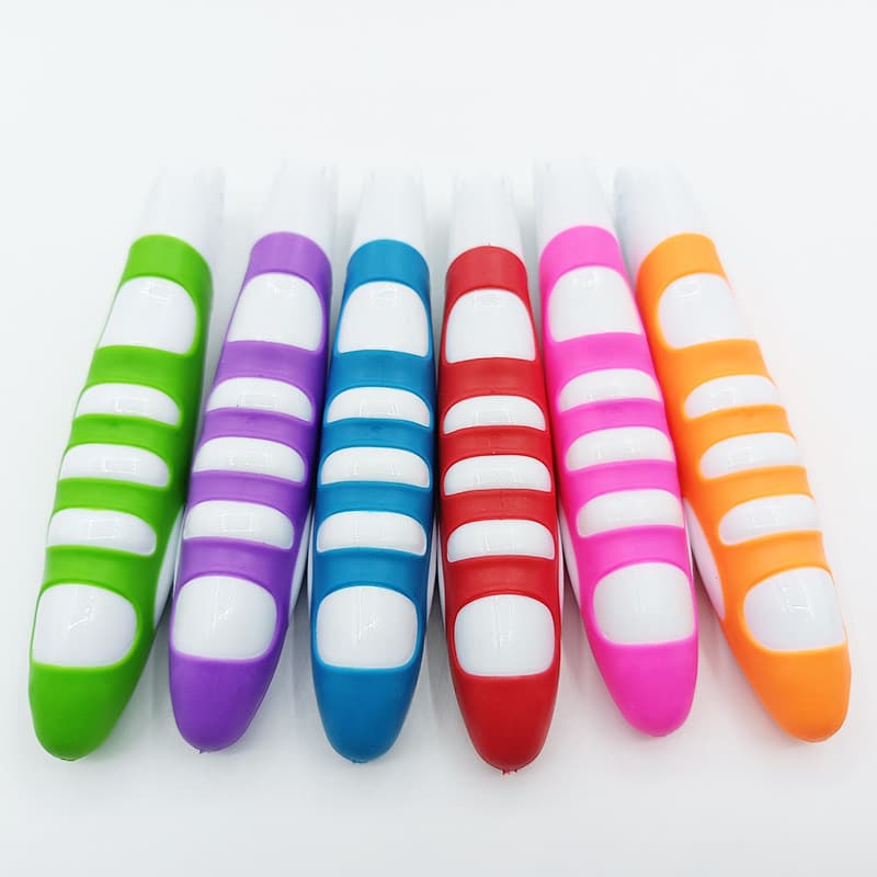 In-stock injection-molded soft rubber folding storage toothbrush, travel business homestay couple toothbrush, portable export gift toothbrush