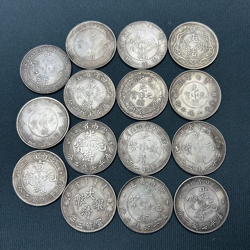 Imitation silver dollar crafts iron Bi Long Yang 15 types of Long Yang randomly shipped manufacturer direct sales