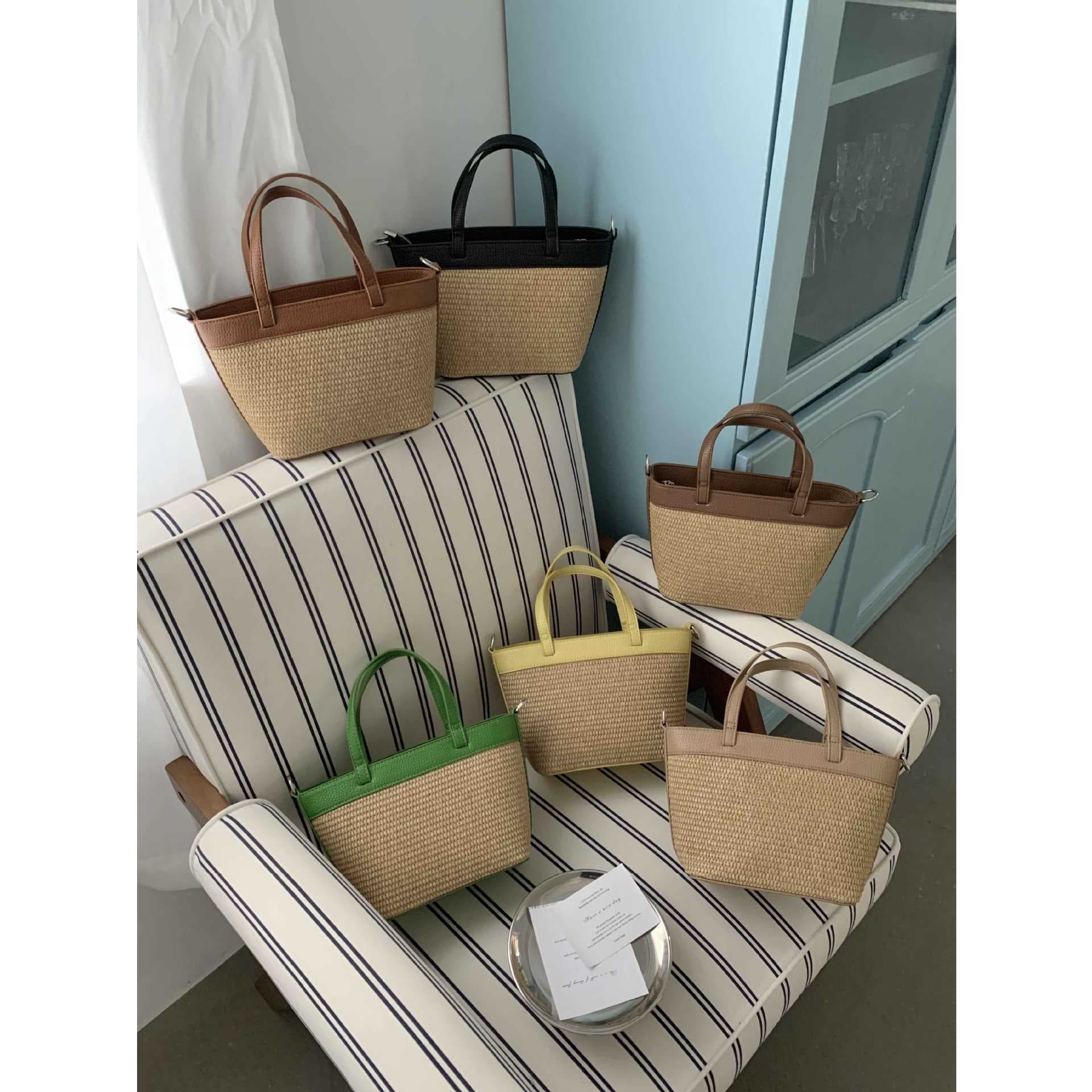 Duoguo Women's Bag Beach Vacation Contrast Color Woven Bag Women's 2026 Spring and Summer New Versatile Zipper Handheld Crossbody Bag