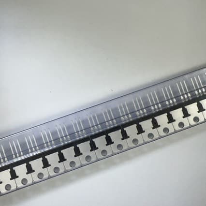 CJ7805 CJ7812 TO-220 Package LDO Voltage Regulator Chip, Changjiang Changdian Original Three-Terminal Voltage Regulator