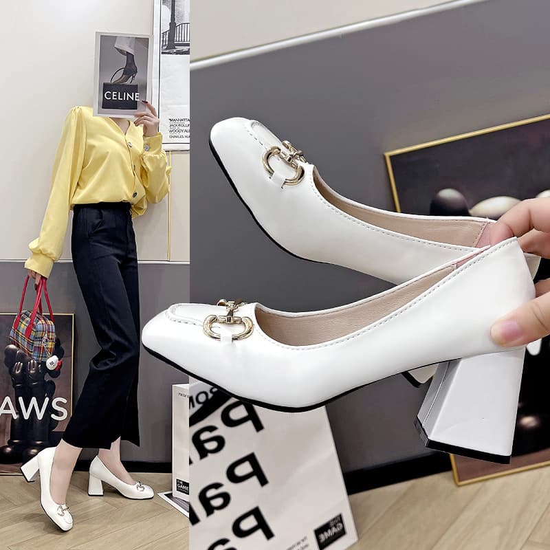 French High Heel Shoes for Women, 2025 Spring New Square Toe Leather Shoes, Chunky Heel, Retro Soft Leather, White Commuter Flats for Women