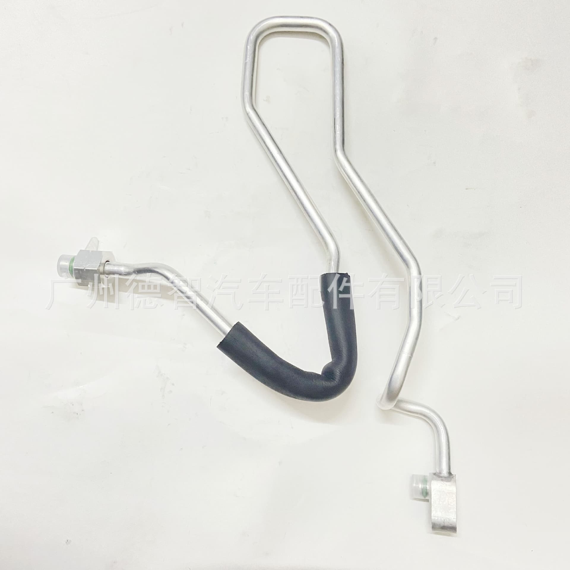 88716-04103 air conditioning pipe is suitable for Toyota Tacoma 1998-2004 automotive air conditioning pipes.