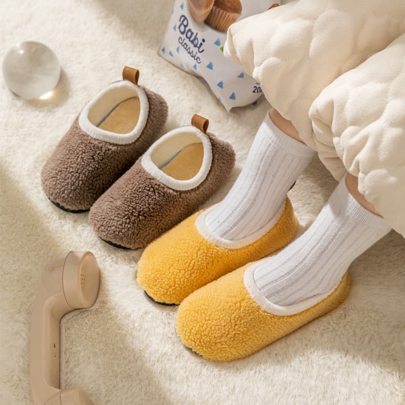 Children's Cotton Slippers Baby Boys Cute Indoor Home Floor Sock Shoes Anti-Slip Soft Sole Fuzzy Fleece Girls' Cotton Shoes