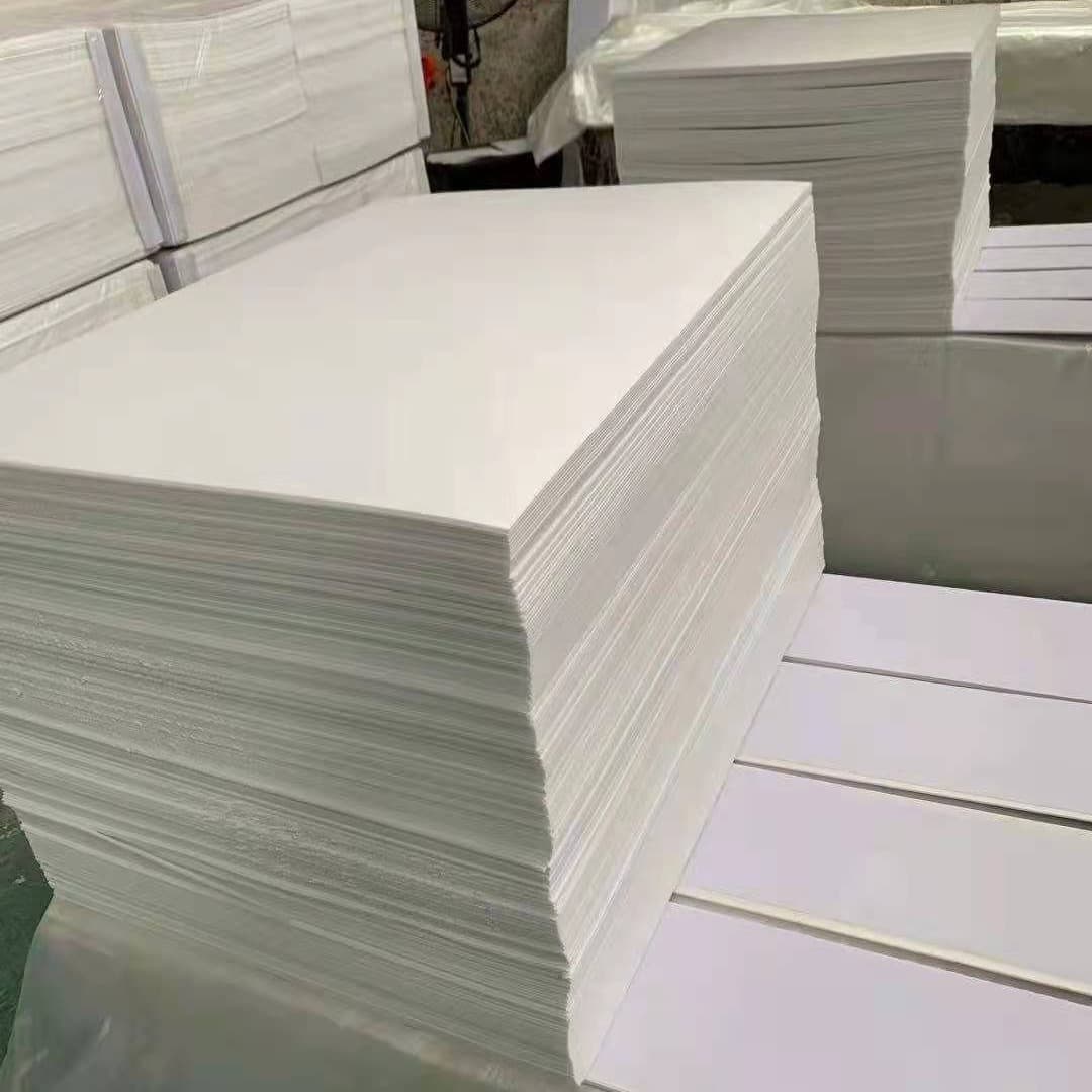 Manufacturer produces KT white 2mm KT board core, pearl board, packaging board, embroidered backing board