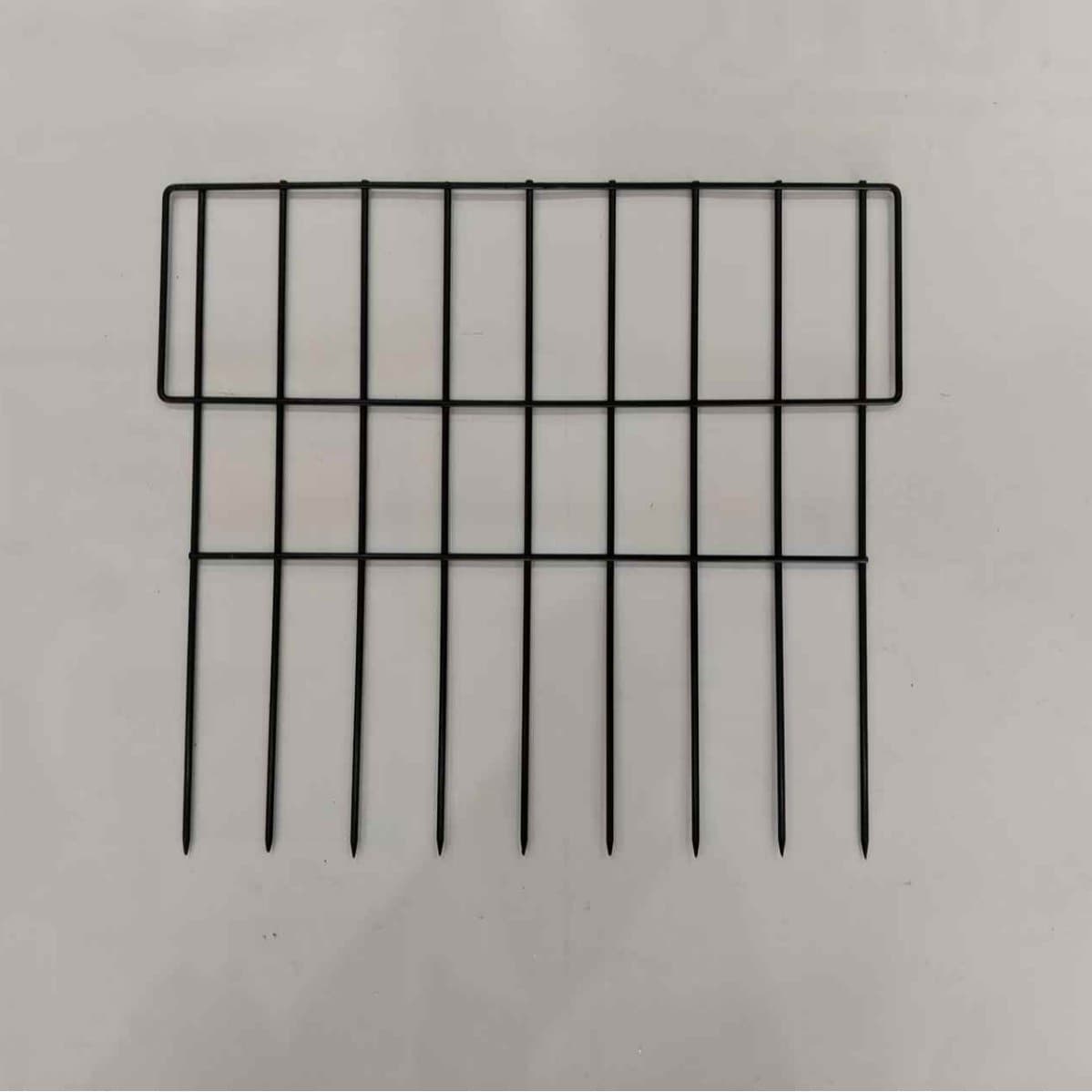 Cross-border Garden Fence Outdoor Landscape Guardrail Metal Garden Courtyard Fence Border Ground Stake Animal Barrier