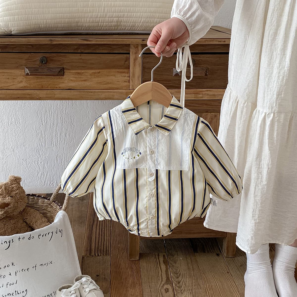 Baby Romper Spring Outfit, Adorable 6-12 Months Baby Boy Clothes, Cute Bodysuit with Vertical Stripes, Thin Shirt-Style Onesie