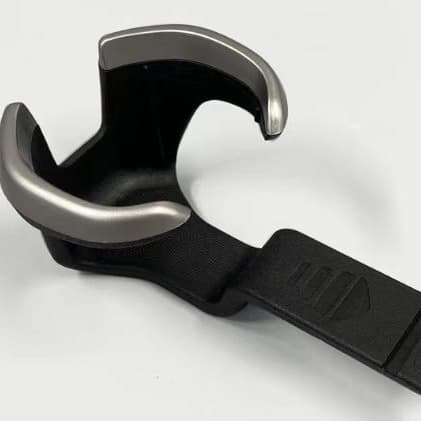 For Chevrolet S10 COLORADO TRALLBLAZER water cup holder 52124622