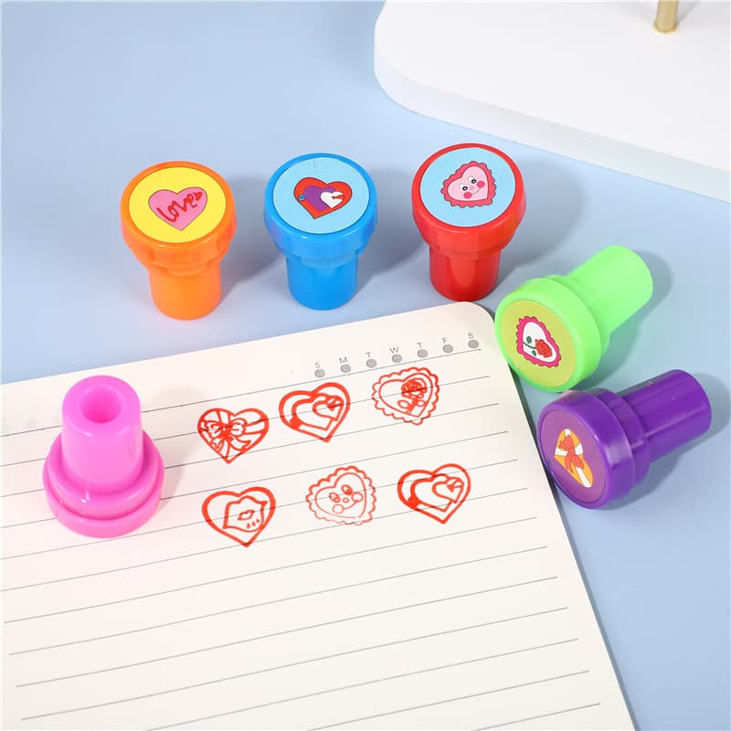 Cross-border Valentine's Day Heart Reward Stamps Children's Cartoon Heart Mini Stamps Kindergarten Praise Encouragement Gifts