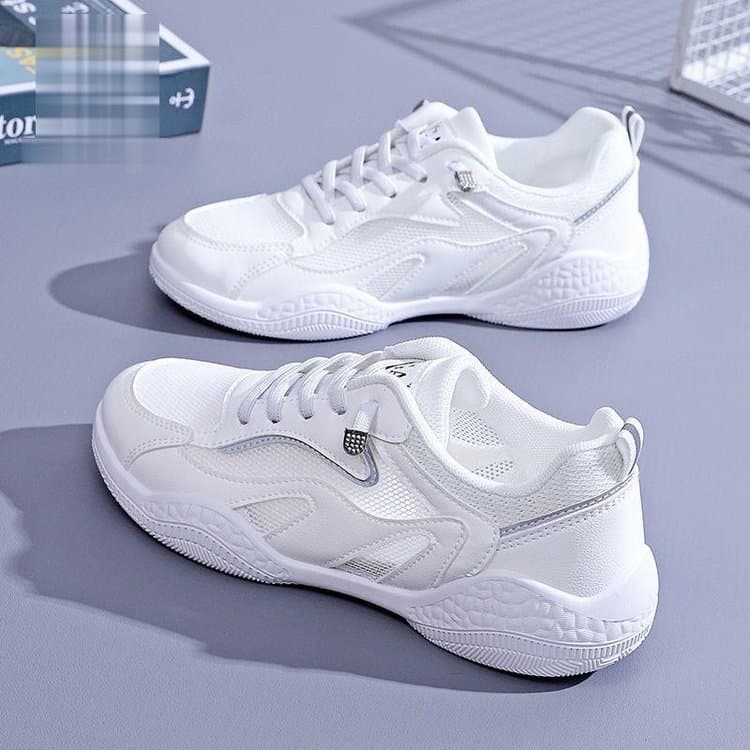2024 Summer Women's Shoes New White Breathable Casual Sports Mesh Running Shoes All-Match Hollow Sneakers