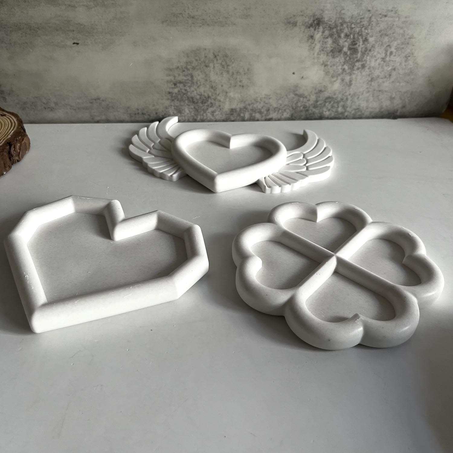 Love four-leaf clover wings saucer silicone mold plaster glue tray mold cross-border hot sale