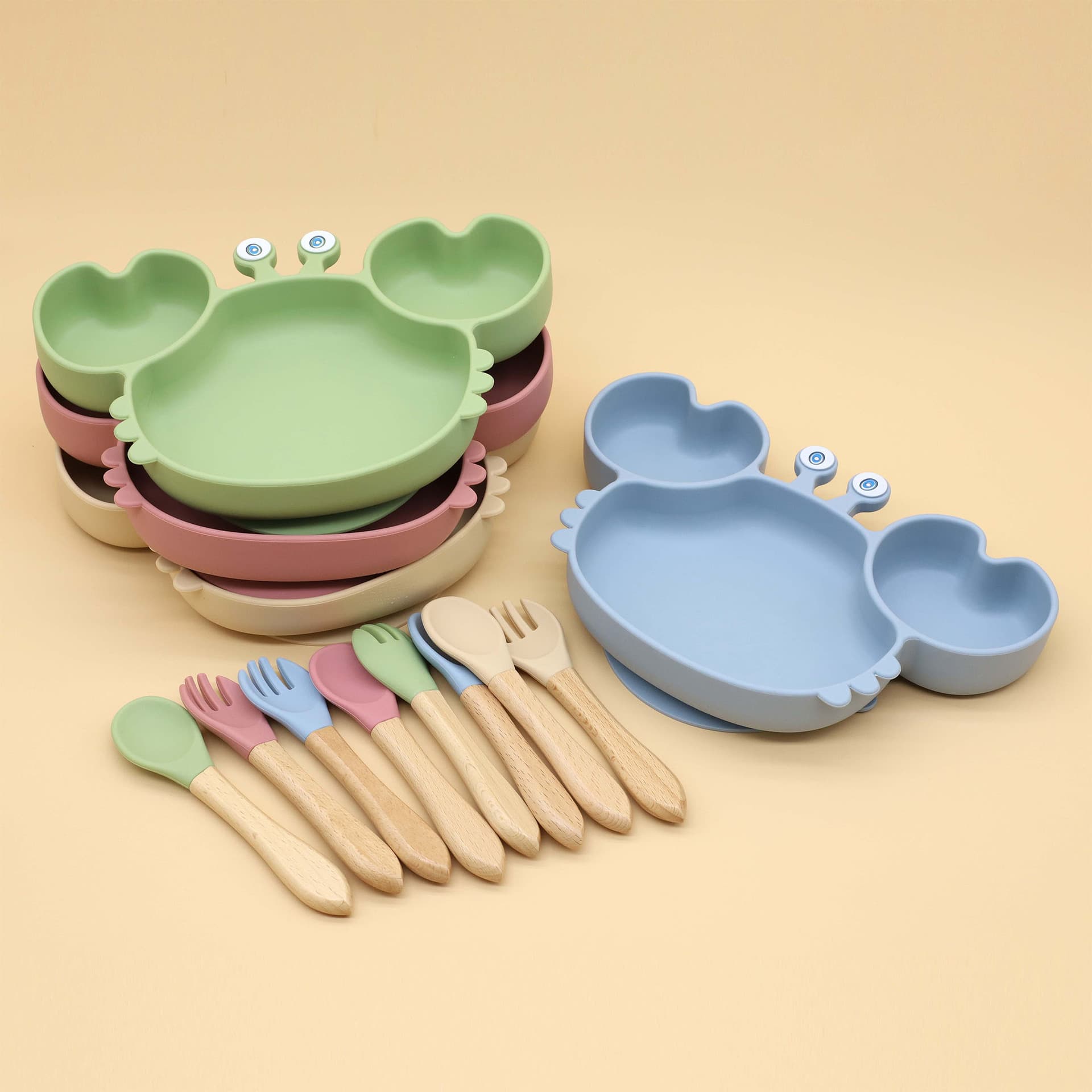 Children's Silicone Feeding Utensils Crab Shaped Cartoon Dinnerware Set Baby Spoon Fork Wood Combination Plate for Kids