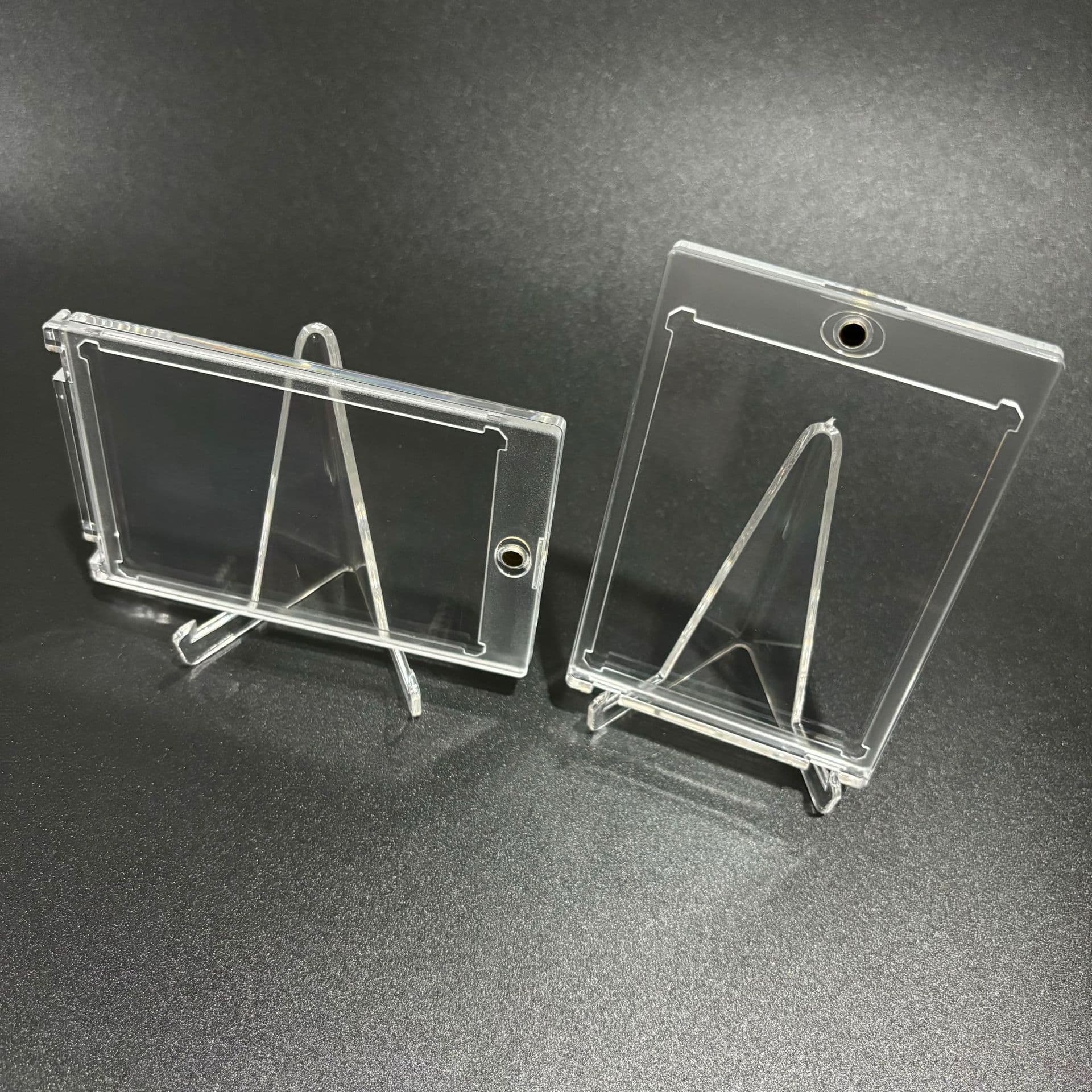 Cross-border Hot Selling 35PT Strong Magnetic Card Brick Transparent Card Sleeve Gukka Star Collection Card Acrylic Display Plastic Card