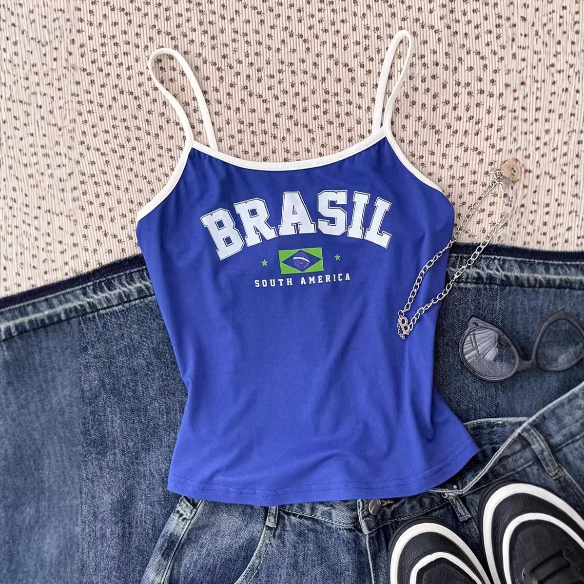 Women's Comfortable Casual Fitted Active Tank Top with Brazilian Print Pattern, Short Style