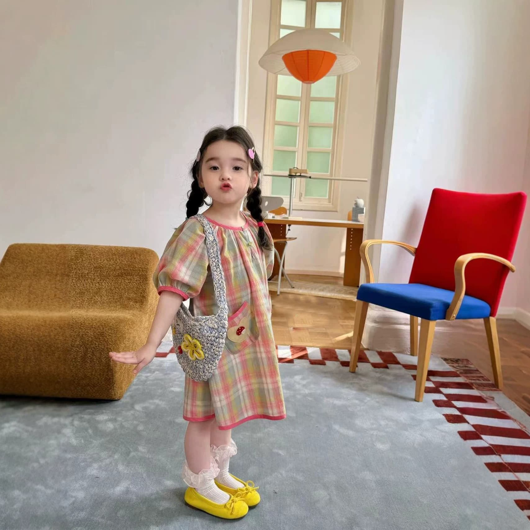 Foreign trade girls' skirt 2026 summer new Korean style children's love pocket colorful plaid cotton dress thin