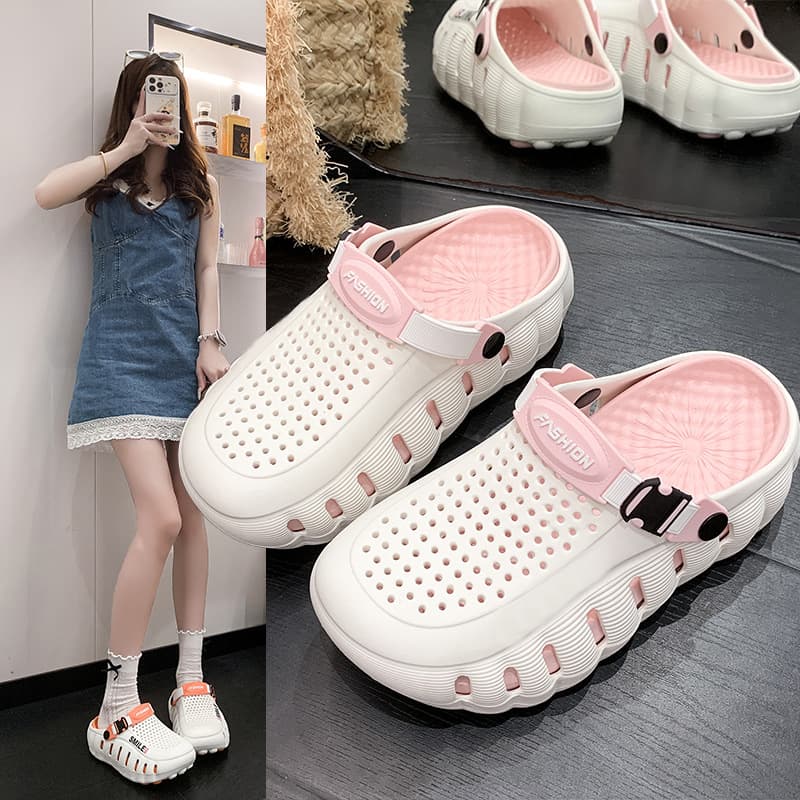Women's Summer EVA Two-Tone Fashion Family Clog Sandals with Covered Toe, Thick Sole and Height Increase for Beach Wear