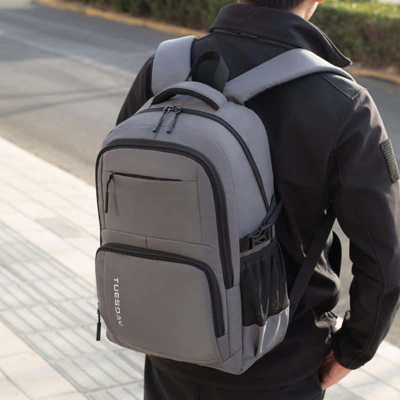 New Men's Backpack for Short Business Trips, Travel, Daily Commute, Laptop Bag for Middle and High School Students