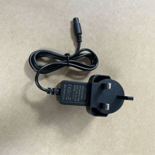 Vacuum Cleaner Accessory Adapter 19V 0.5A UK Standard Adapter