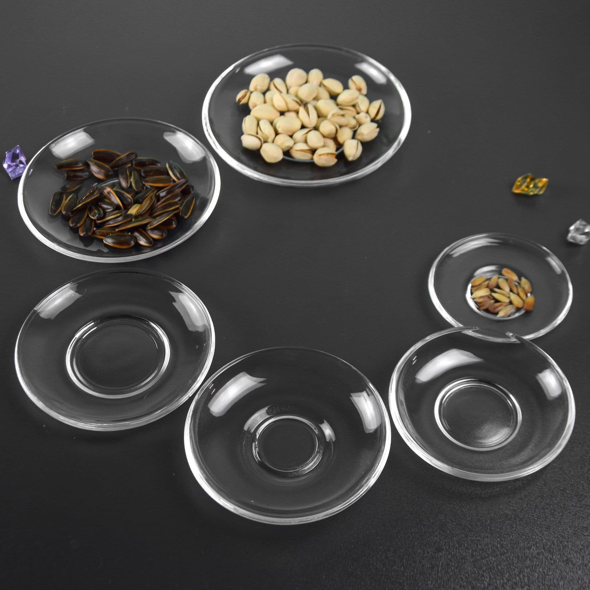 Manufacturer Wholesale Transparent Thickened Glass Dish, Fine White Material Round Snack Dish, Creative Versatile Universal Small Coffee Dish