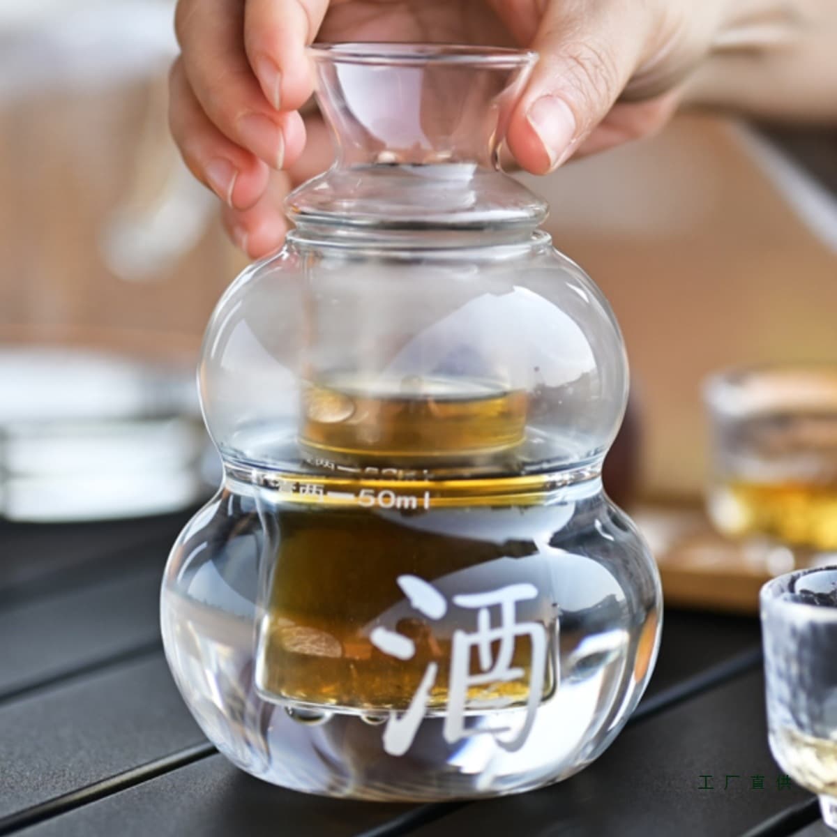Heat-resistant glass yellow rice wine warmer, suitable for both warming and chilling, vintage-style heatable two-ounce home decanter