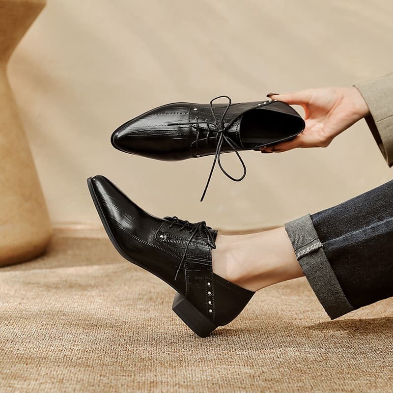 2025 Autumn/Winter New Pointed Toe Chunky Heel Low Heel Lace-up Sheepskin Fashion Women's Shoes - Trendy Foreign Trade & Cross-border Hot Selling