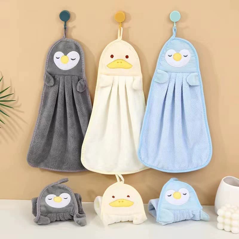 Hangable absorbent hand towels, baby hand towels, cute penguin and duck hand towels.