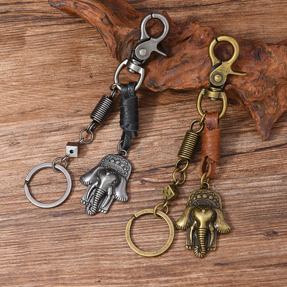 Retro Elephant Keychain for Men, Personalized Creative Waist Chain Pendant, Jeans Accessory, Bag Charm, Niche Decoration