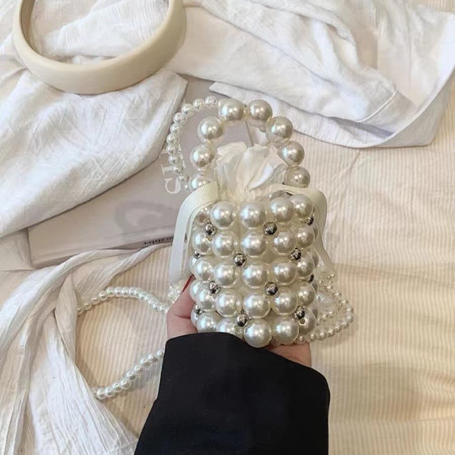 Trendy Mini Bag for Women 2024 New Style Pearl Chain Small Bag Ins Crossbody Handheld Earphone Bag