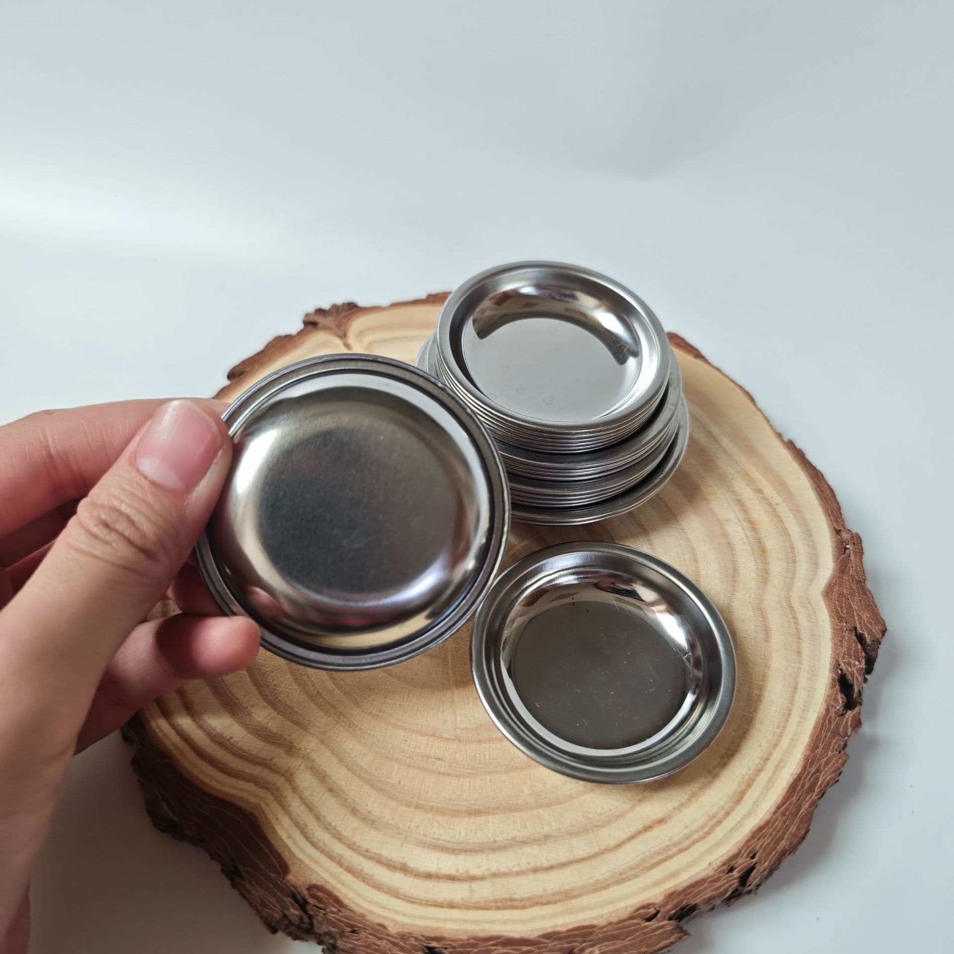 Stainless Steel Round Small Dish for Hot Pot, BBQ Sauce Dish, Soy Sauce Dish, Commercial Restaurant Garlic and Scallion Condiment Plate